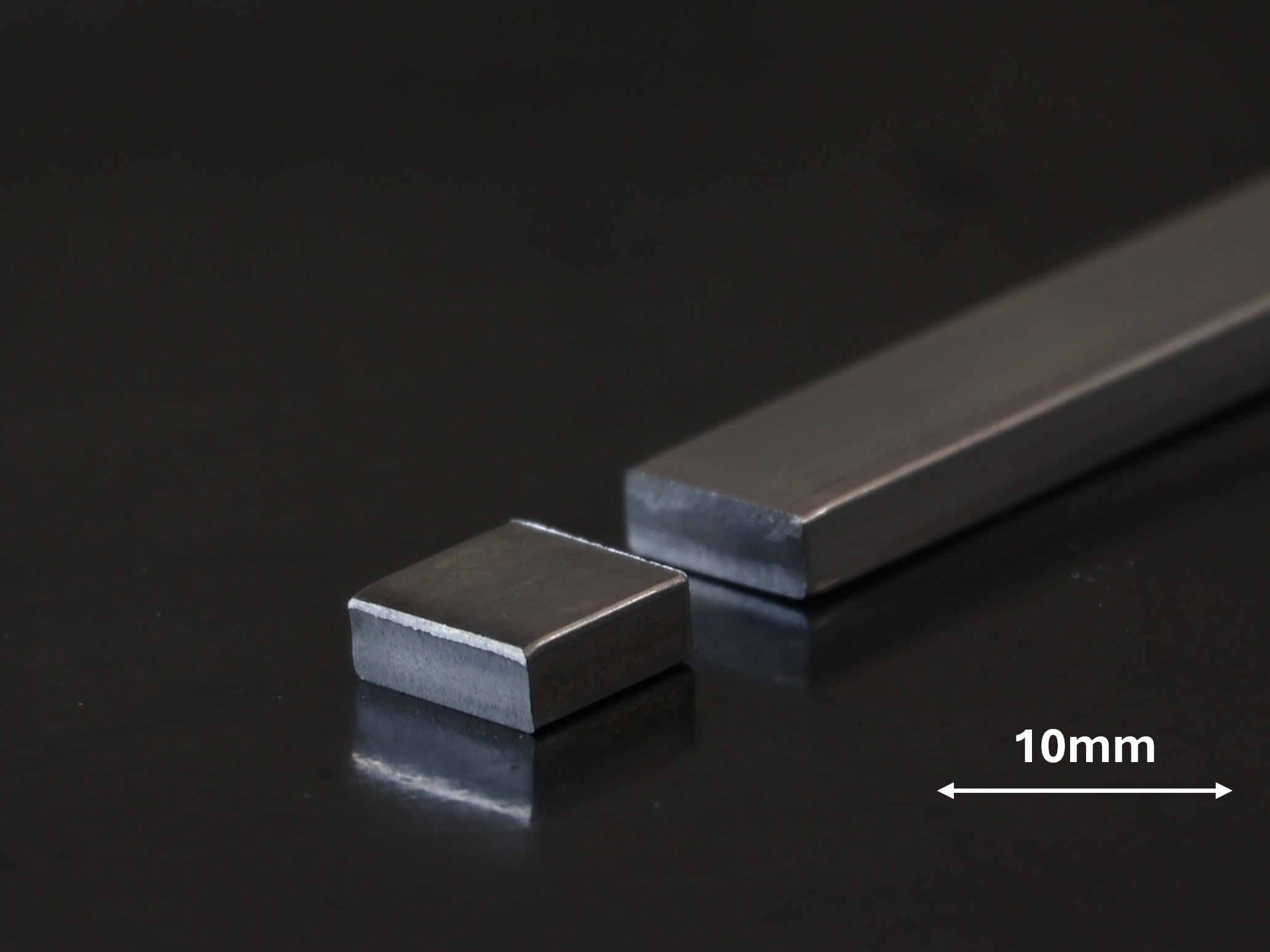切る｜精密切断加工