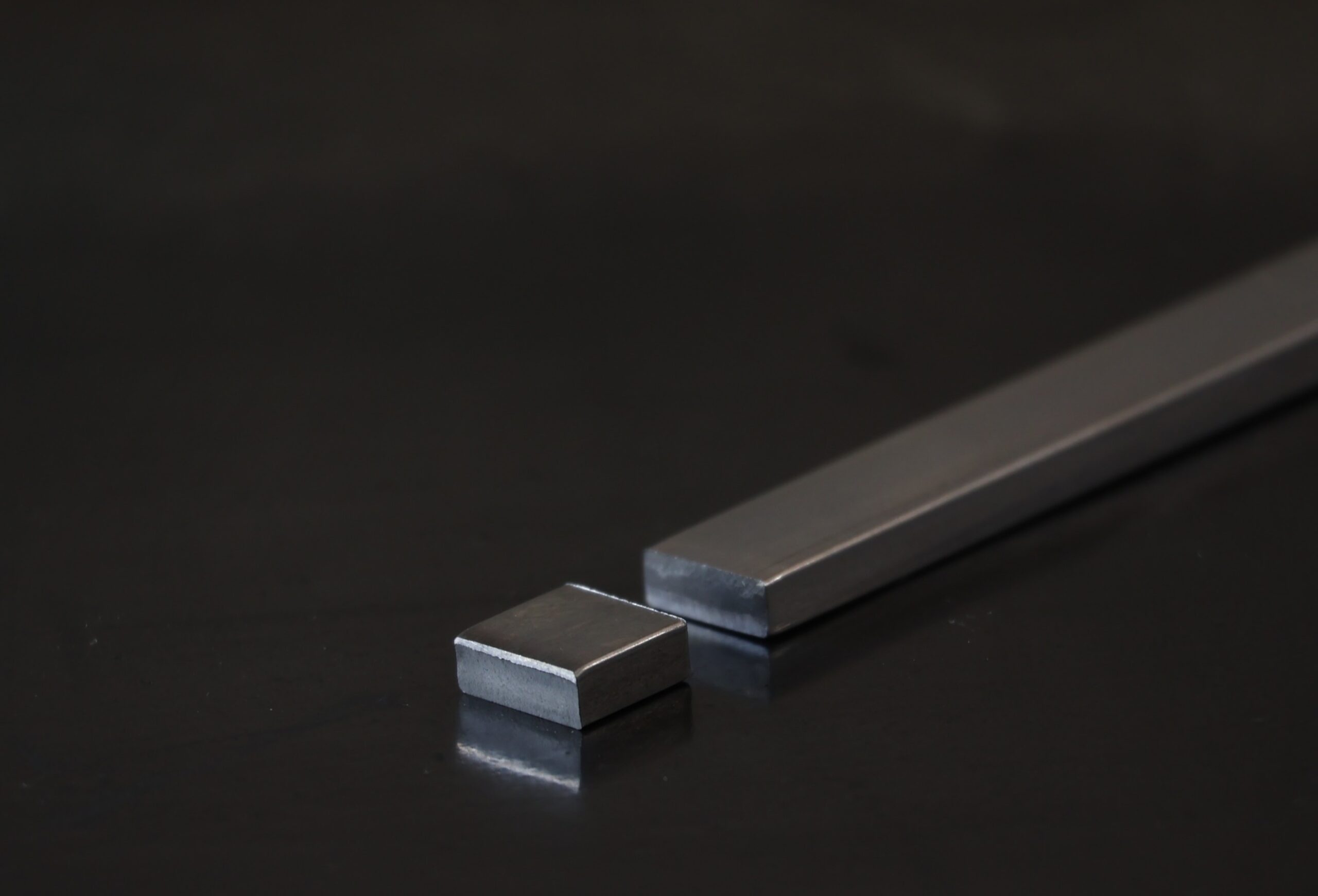 金属プレス加工なら有限会社上田製作所｜線材曲げ加工・単発